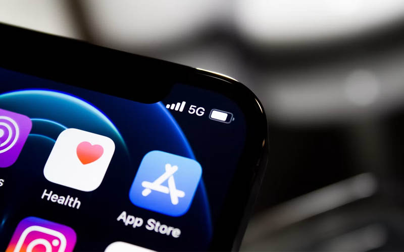 The Setting That Stops Apps From Tracking You in the Background